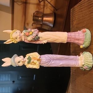 Mr and Mrs Easter Bunny Pencil figurines